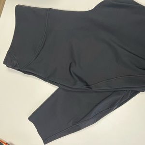 Lululemon Wunder Under size 18.